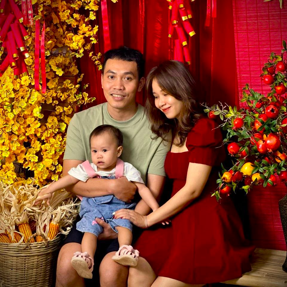 Bé Lê Vi Hà Phương