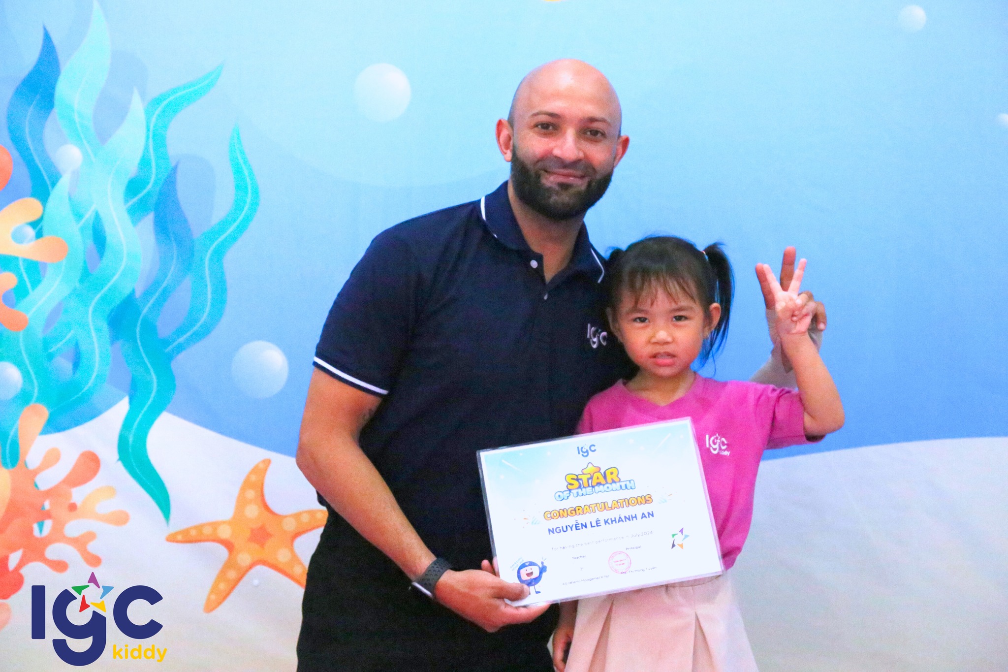 STAR OF THE MONTH – NGÔI SAO CỦA THÁNG 7