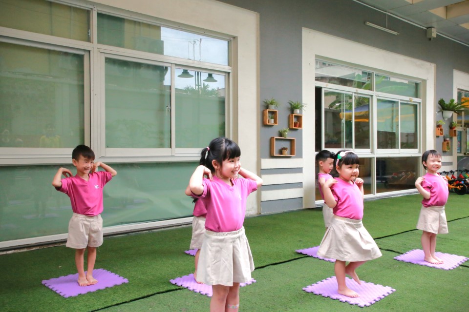 2. Thể dục buổi sáng