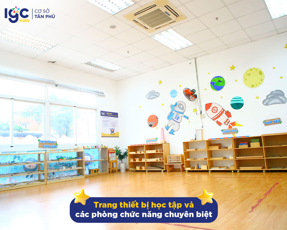 trang-thiet-bi-hoc-tap